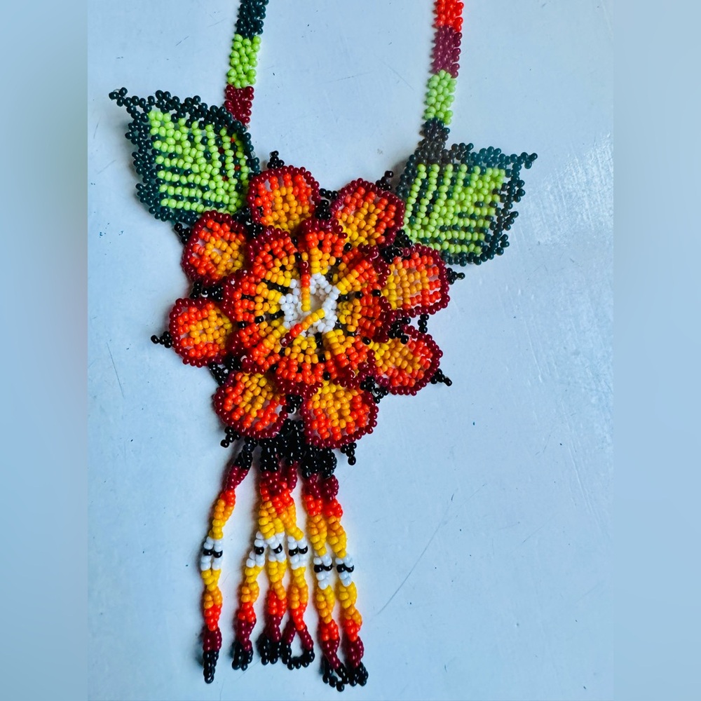 NEW Handmade Huichol beaded necklace in 3D flower design